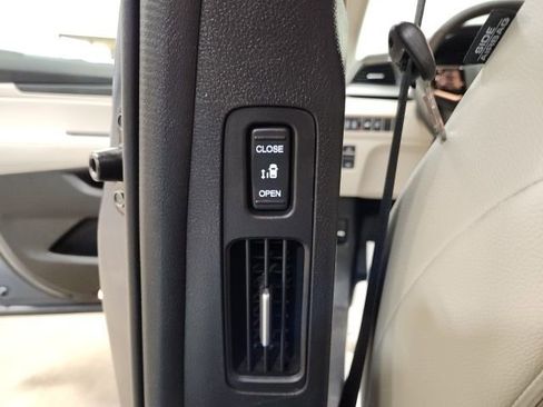 Certified 2025 Honda Odyssey EX-L image 26