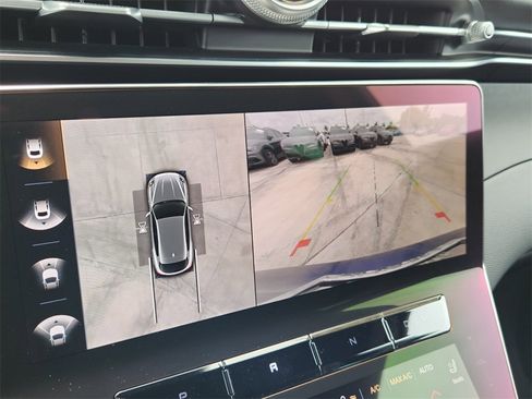 New 2024 Maserati Grecale GT image 10