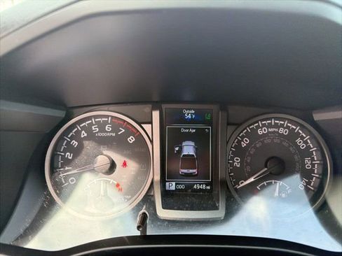 Certified 2022 Toyota Tacoma TRD Sport image 17