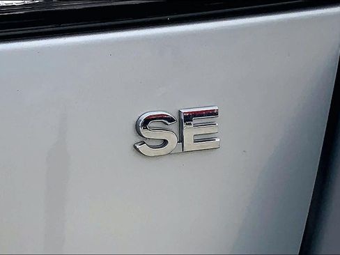 Used 2024 Mitsubishi Outlander Sport SE AWD/4WD image 10