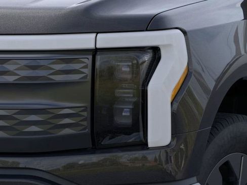 New 2025 Ford F150 Lightning Lariat image 18