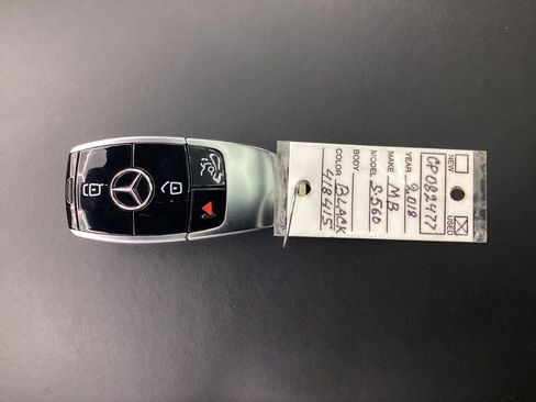 Used 2018 Mercedes-Benz S 560 4MATIC Sedan image 46