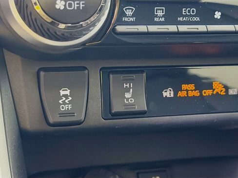 Used 2024 Toyota RAV4 XLE Premium w/ Weather Package AWD/4WD image 22