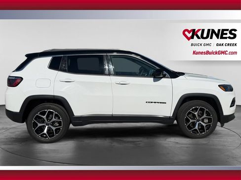 Used 2025 Jeep Compass Limited AWD/4WD image 10