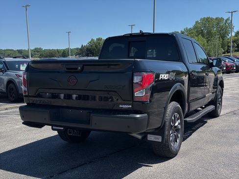 Used 2023 Nissan Titan PRO-4X w/ Pro-4x Convenience Package AWD/4WD image 5