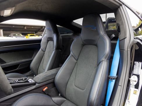 Certified 2025 Porsche 911 GT3 RS image 5