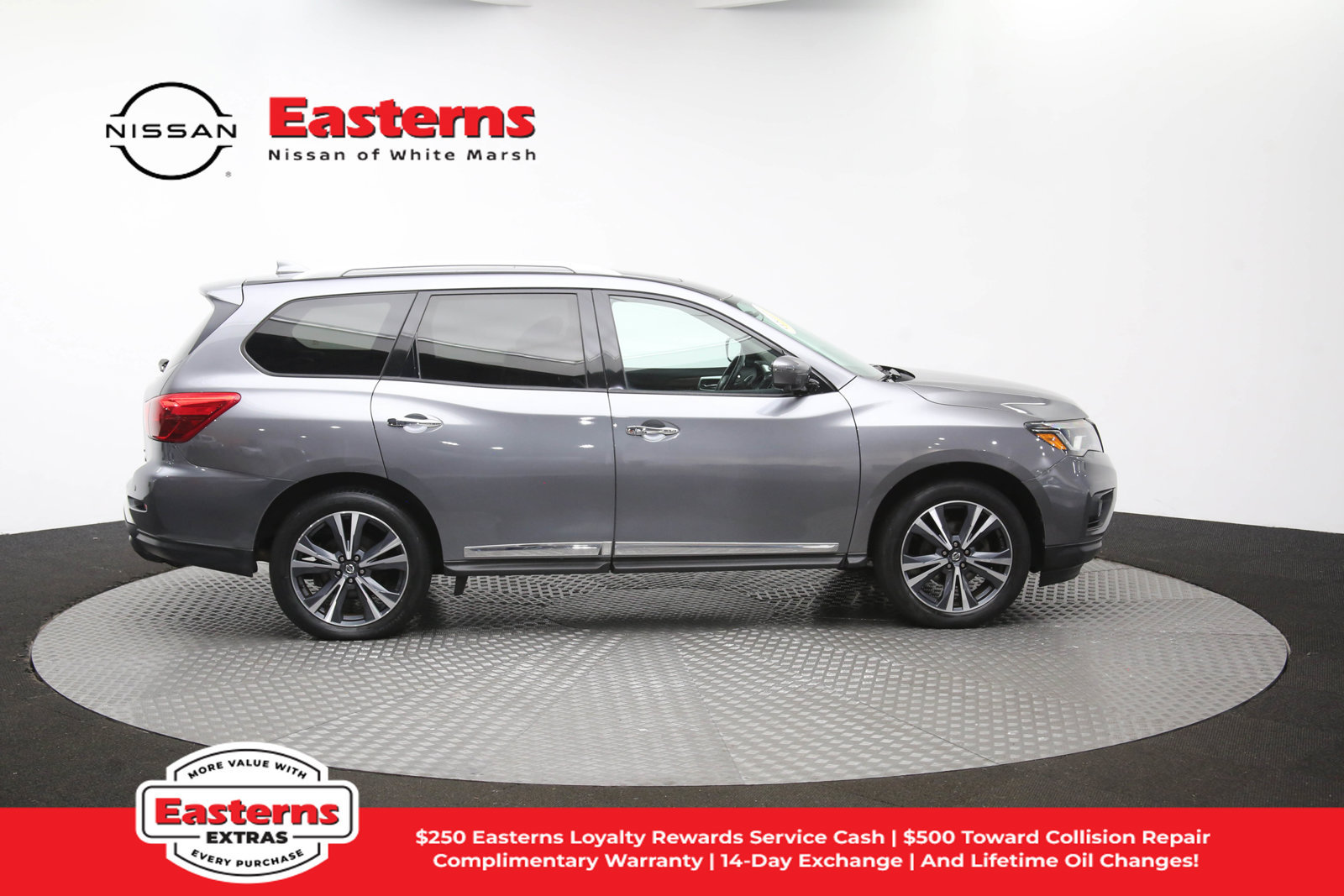 Used 2020 Nissan Pathfinder Platinum AWD/4WD image 48