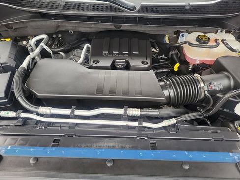 Used 2024 Chevrolet Silverado 1500 Custom Trail Boss AWD/4WD image 30
