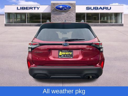 Used 2025 Subaru Forester Premium AWD/4WD image 5