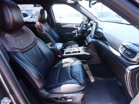 Used 2020 Ford Explorer Platinum w/ Premium Technology Package AWD/4WD image 58