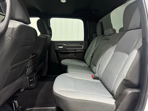 Used 2021 RAM 2500 Big Horn w/ Level 1 Equipment Group image 18