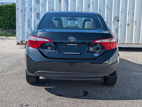Used 2016 Toyota Corolla LE FWD image 6