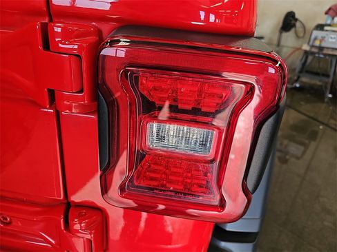 Used 2020 Jeep Wrangler Unlimited Rubicon image 32