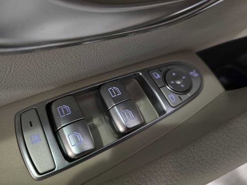 Used 2020 Mercedes-Benz E 450 4MATIC Wagon image 23