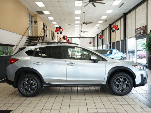 Used 2021 Subaru Crosstrek 2.0i Premium w/ Moonroof Package AWD/4WD image 18