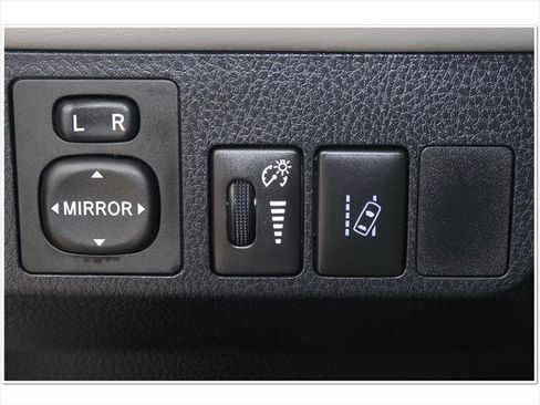 Certified 2016 Toyota RAV4 Limited image 38