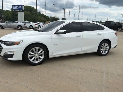 Used 2020 Chevrolet Malibu LT FWD image 5