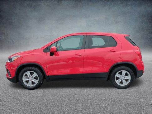 Certified 2020 Chevrolet Trax LS w/ Tint and Cruise Package image 6