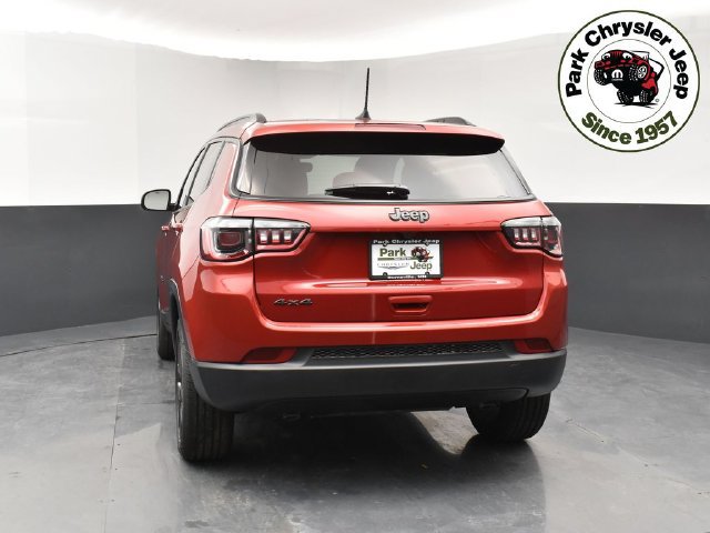New 2026 Jeep Compass Latitude AWD/4WD image 2