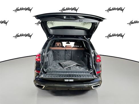 Used 2020 BMW X5 xDrive40i w/ M Sport Package image 28