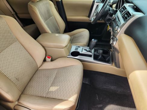 Used 2011 Toyota 4Runner SR5 AWD/4WD image 15