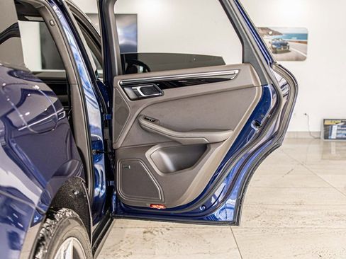 Used 2022 Porsche Macan S image 39