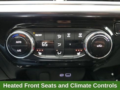 Used 2025 Chevrolet Trax ACTIV FWD image 29