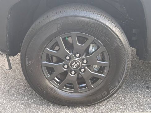 Used 2026 Toyota 4Runner SR5 RWD image 11