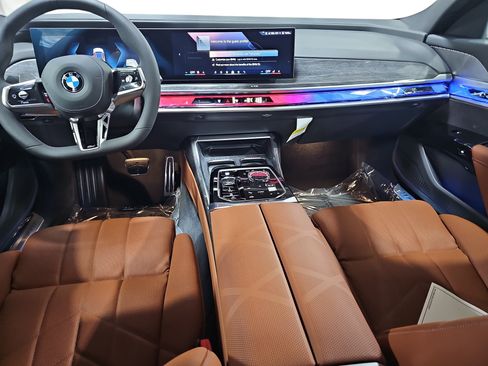 New 2025 BMW 760i xDrive image 9