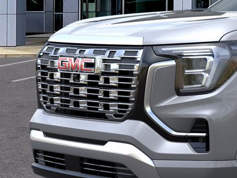 New 2026 GMC Terrain Denali image 13
