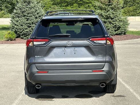Used 2023 Toyota RAV4 XLE w/ Convenience Package AWD/4WD image 4