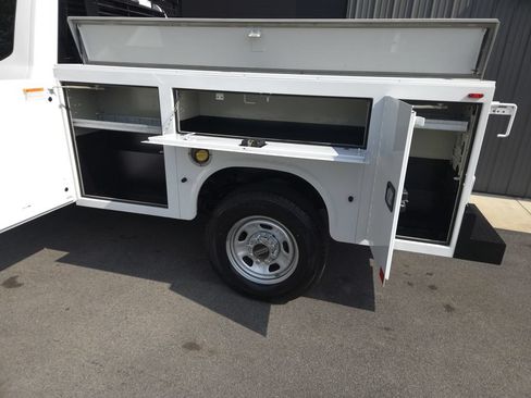 Used 2019 Ford F350 XL w/ XL Value Package AWD/4WD image 4