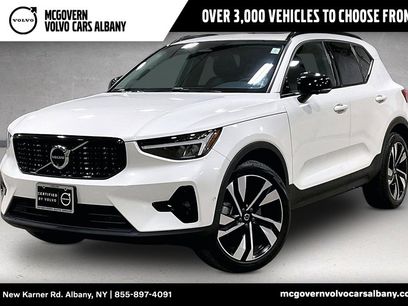 Certified 2024 Volvo XC40 B5 Plus w/ Climate Package