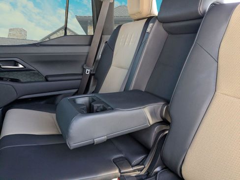 Certified 2024 Lexus GX 550 image 19