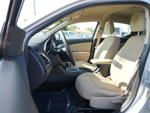 Used 2011 Dodge Avenger Express FWD image 12