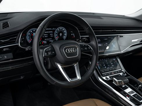 Used 2021 Audi Q7 2.0T Premium w/ Convenience Package AWD/4WD image 11