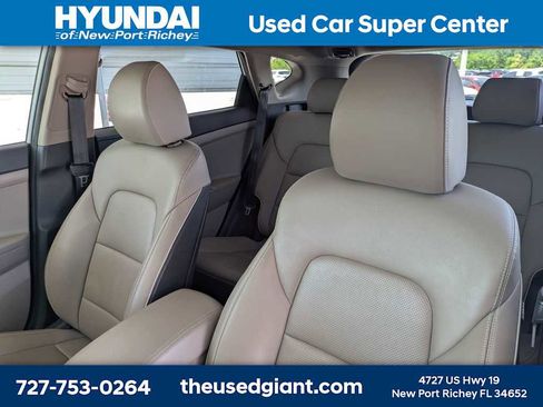 Certified 2021 Hyundai Tucson Limited w/ Cargo Package FWD image 7