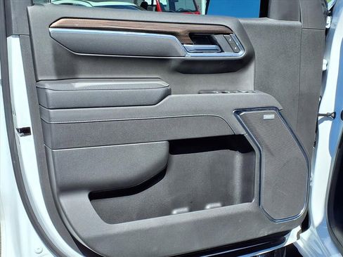 Used 2025 Chevrolet Silverado 1500 LT Trail Boss w/ LT Trail Boss Premium Package image 27