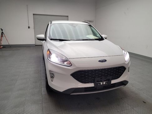 Used 2022 Ford Escape SEL image 14