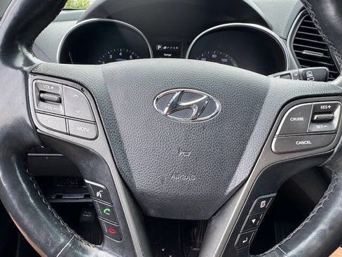 Used 2018 Hyundai Santa Fe Limited w/ Cargo Package FWD image 43