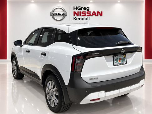 Used 2025 Nissan Kicks S FWD image 2