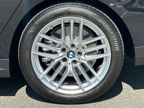 Used 2025 BMW 540i xDrive w/ Premium Package AWD/4WD image 36