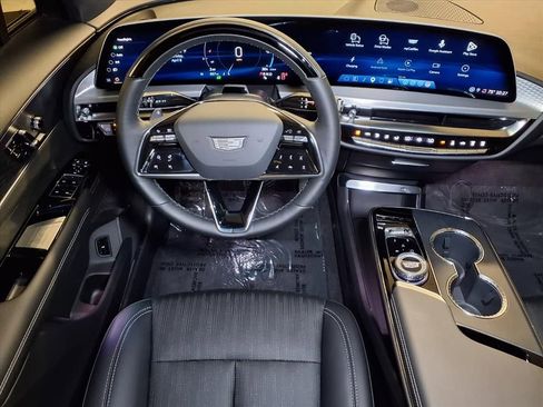Certified 2026 Cadillac Lyriq Luxury RWD image 16