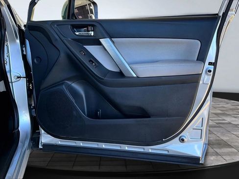 Used 2015 Subaru Forester 2.5i Limited image 25