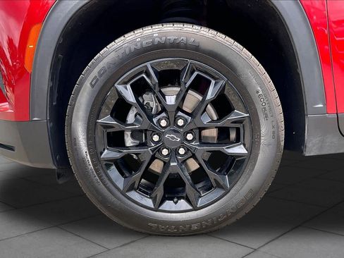 Used 2024 Chevrolet Traverse LT w/ Midnight/Sport Edition FWD image 10
