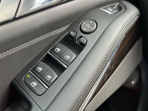 Certified 2025 BMW X5 xDrive50e w/ Climate Comfort Package image 23