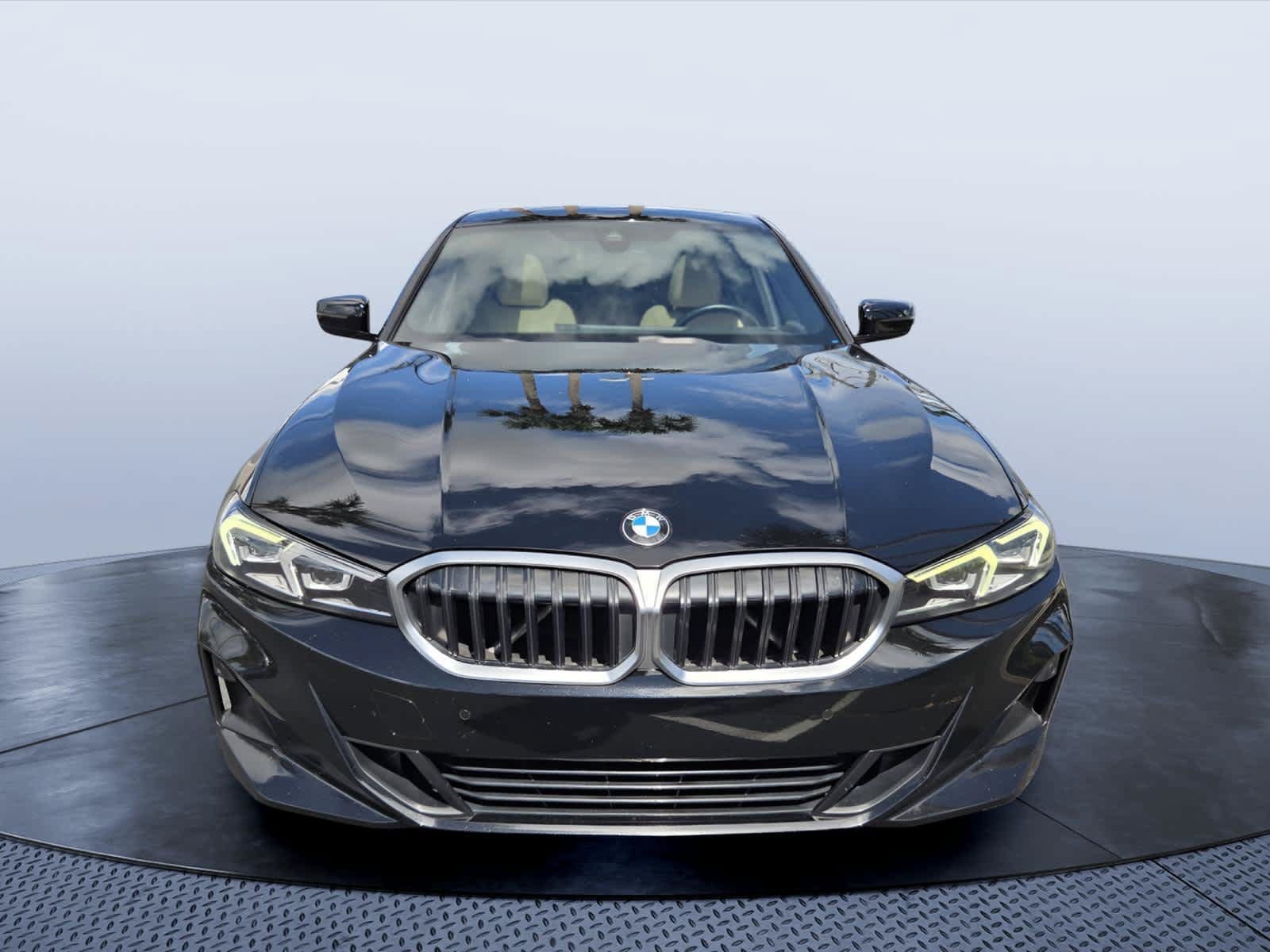 Used 2023 BMW 330i Sedan w/ Premium Package RWD image 8