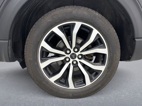 Used 2023 Ford Explorer ST image 23