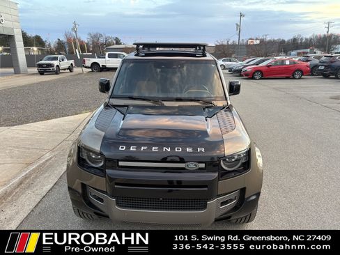 Used 2024 Land Rover Defender 110 X-Dynamic SE image 27