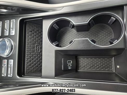 New 2025 Lincoln Nautilus Reserve AWD/4WD image 18